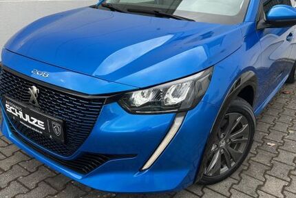 Peugeot 208 61.702 km 14.890 &euro; Magdeburg 39110