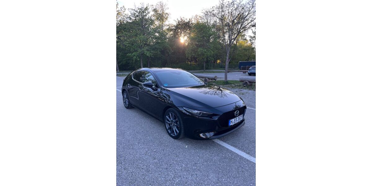 Mazda 3 104.000 km 18.500 &euro; Puchheim 82178