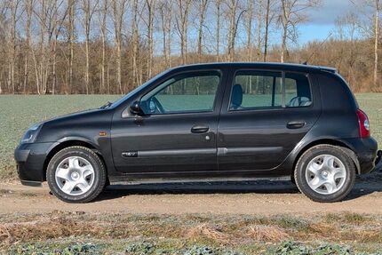 Renault Clio 160.638 km 1.999 &euro; Dillingen 89407