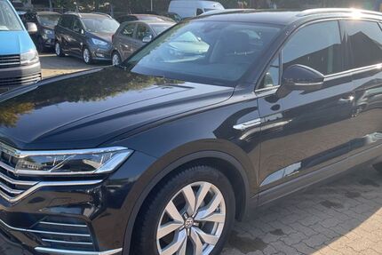VW Touareg 66.257 km 31.000 € Hamburg 21107