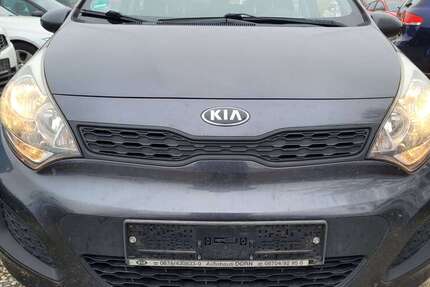 Kia Rio 83.000 km 6.550 &euro; Landshut 84030