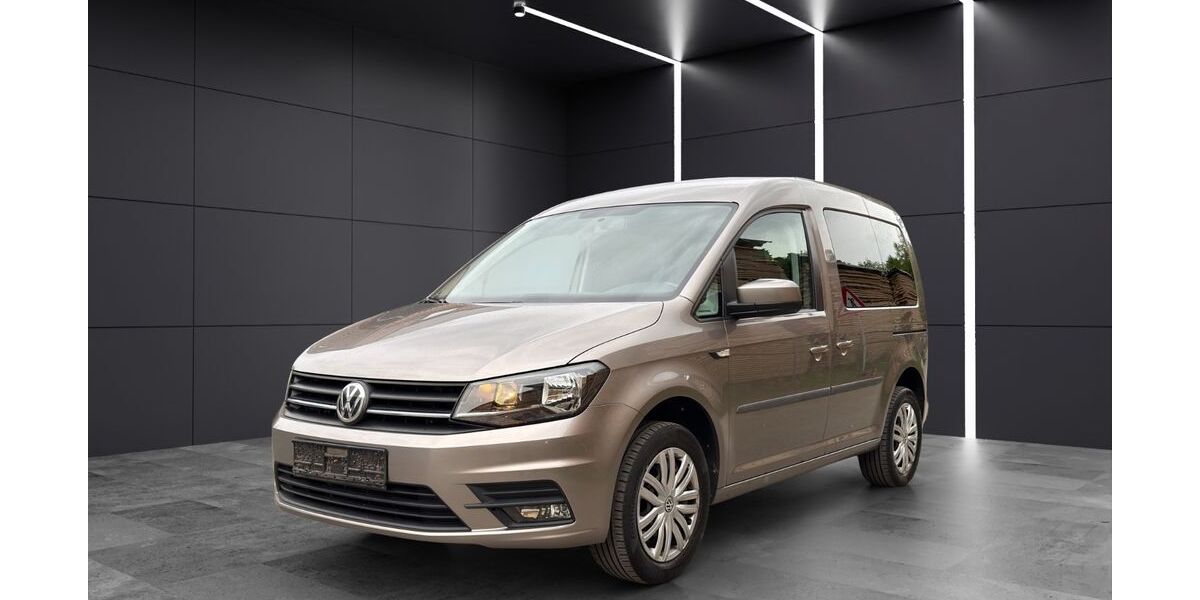 VW Caddy 67.200 km 15.990 &euro; Ehningen 71139