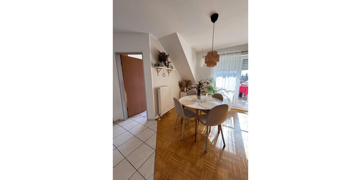 Dachgeschoßwohnung Bad Wurzach - 3 Zimmer, 68 m&sup2;, 700&euro; | Angebot:25415779