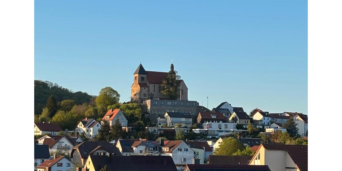 Etagenwohnung Petersberg - 2.5 Zimmer, 91 m&sup2;, 270.000&euro; | Angebot:27068465