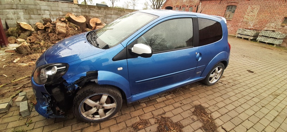 Renault Twingo 142.000 km 2.200 &euro; Nordenham 26954