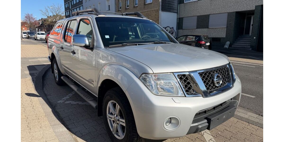 Nissan Navara 200.000 km 6.900 &euro; Aachen 52080
