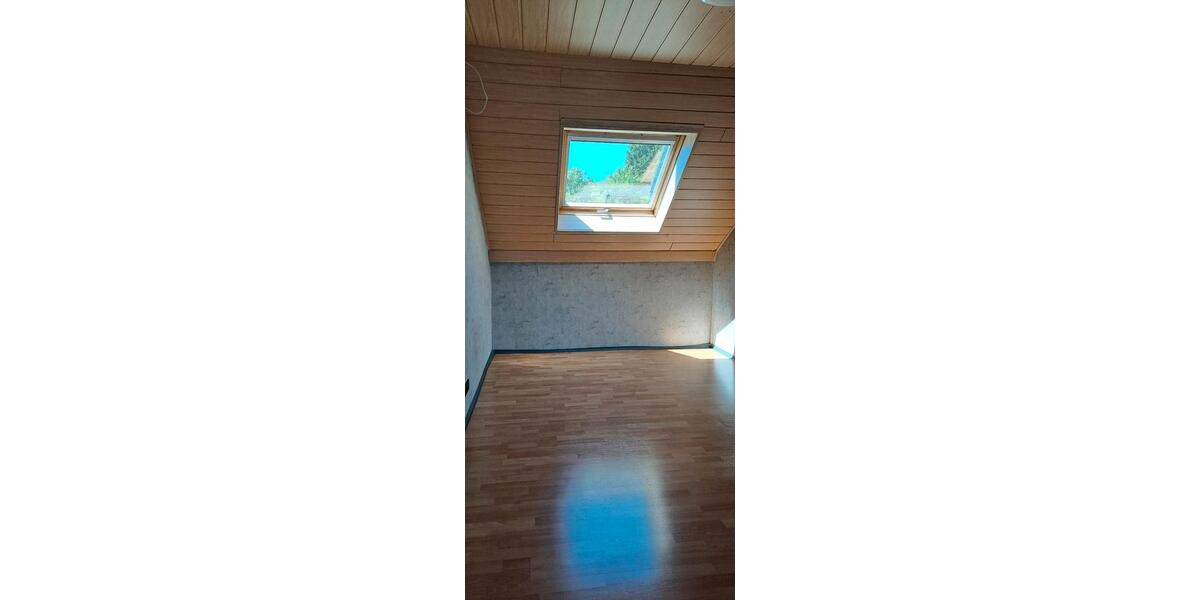 Einfamilienhaus Ayl - 8 Zimmer, 210 m&sup2;, 295.000&euro; | Angebot:26807241