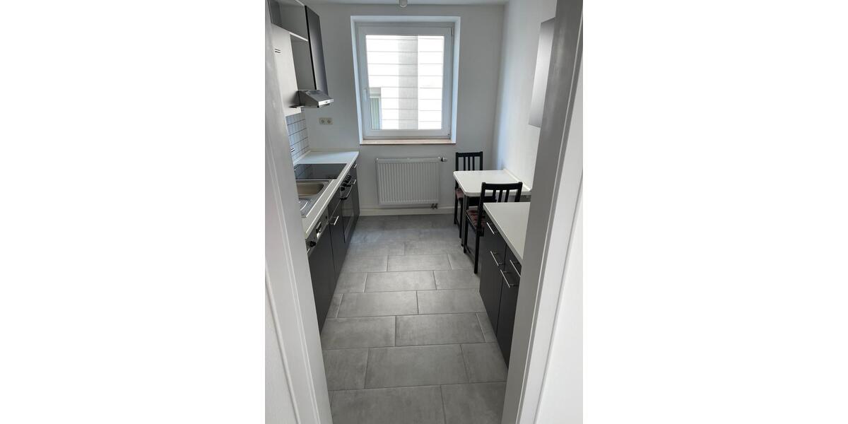 4 Zimmer Wohnung ca. 72qm Erstbezug neu renoviert 4 zimmer