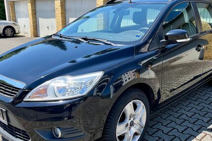 Ford Focus 93.277 km 5.999 &euro; Bensheim 64625