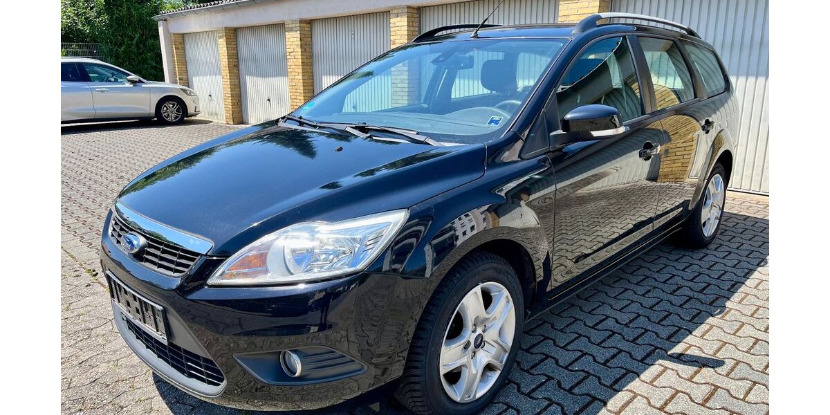 Ford Focus 93.277 km 5.999 &euro; Bensheim 64625