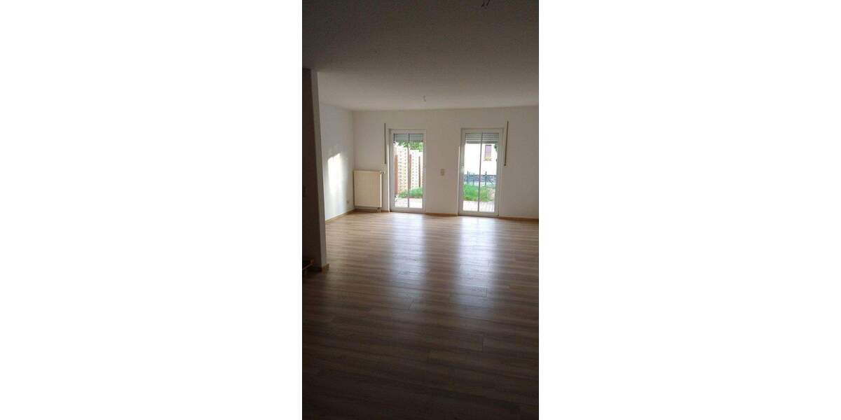 Reihenmittelhaus Merseburg - 4 Zimmer, 121 m&sup2;, 278.000&euro; | Angebot:25879472