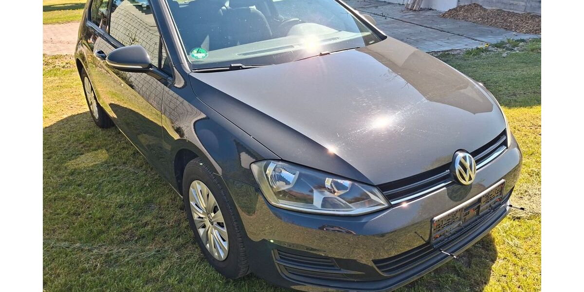 VW Golf 136.000 km 6.900 &euro; Kaisheim 86687