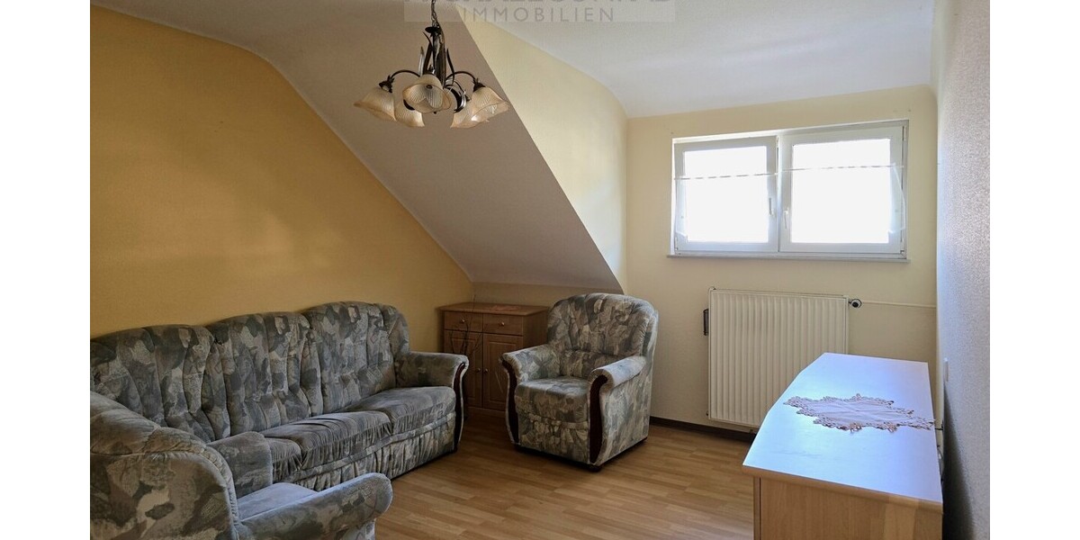 Gepflegtes Einfamilienhaus im Zentrum von Schmelz zum Kauf - Reihenendhaus Schmelz / Außen Außen | Angebot:27010418
