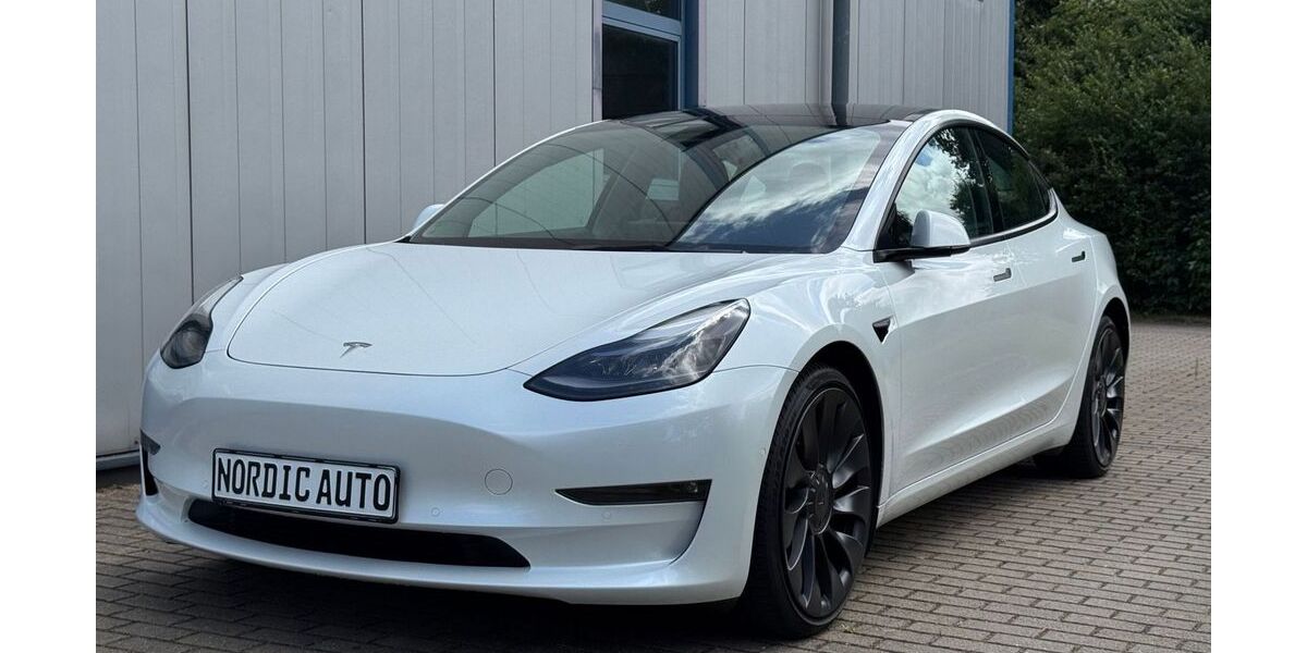 Tesla Model 3 85.000 km 30.995 &euro; Güstrow 18273