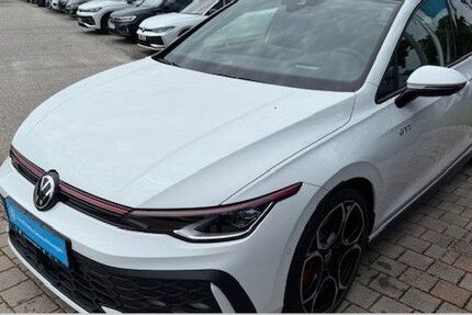 VW Golf 4.500 km 39.480 &euro; Pocking 94060