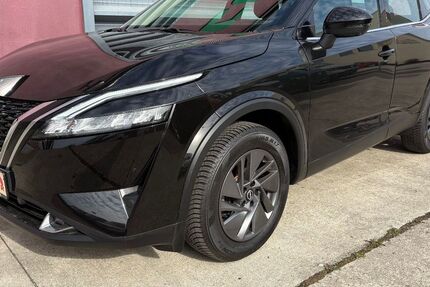 Nissan Qashqai 26.683 km 24.790 &euro; Schwedt 16303