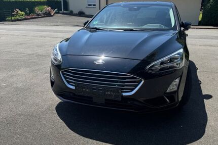 Ford Focus 87.000 km 10.500 &euro; Höxter 37671