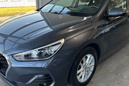 Hyundai i30 111.500 km 14.450 &euro; Papenburg 26871