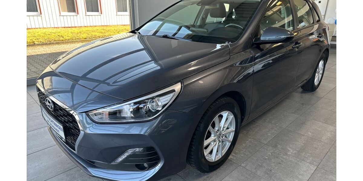Hyundai i30 111.500 km 14.450 &euro; Papenburg 26871