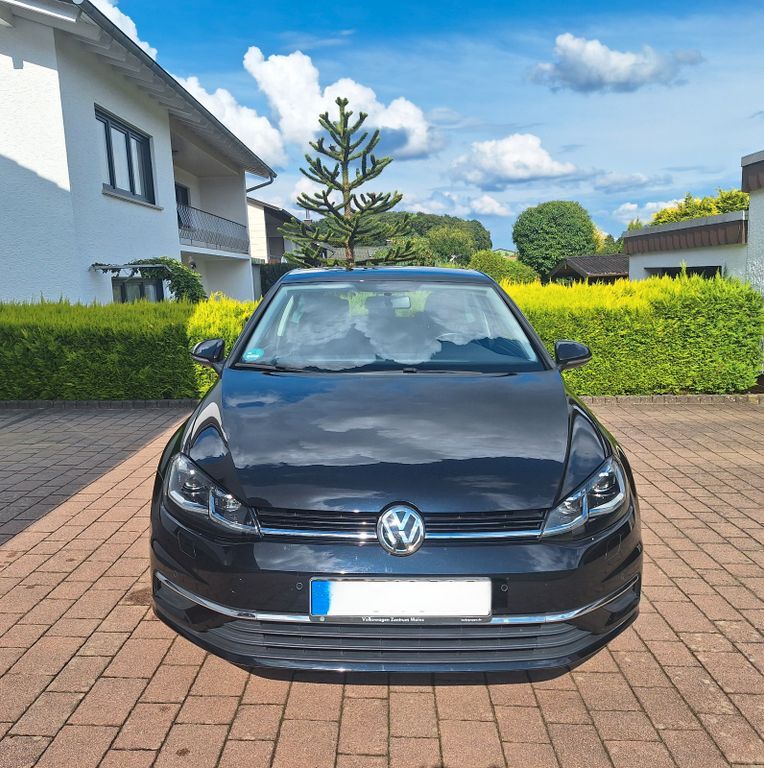 VW Golf 71.000 km 11.700 € Bad Endbach-Wommelshausen 35080