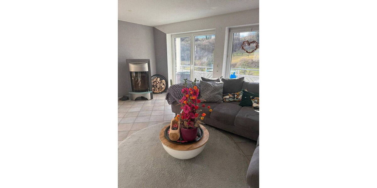 Etagenwohnung Lörrach-Hauingen Hauingen - 4 Zimmer, 123 m&sup2;, 469.000&euro; | Angebot:25728416