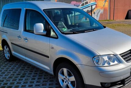 VW Caddy 267.000 km 3.500 &euro; WILHELMSHAVEN 26382