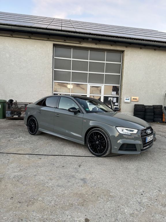 Audi A3 94.000 km 25.900 € Großmehring 85098