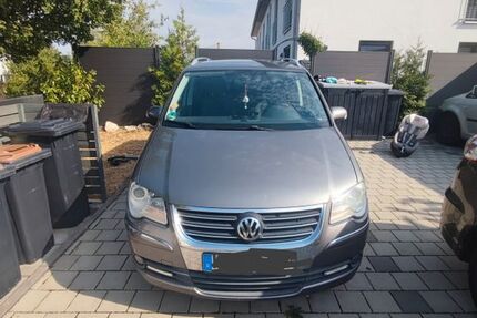 VW Touran 270.000 km 1.999 &euro; Hülben 72584