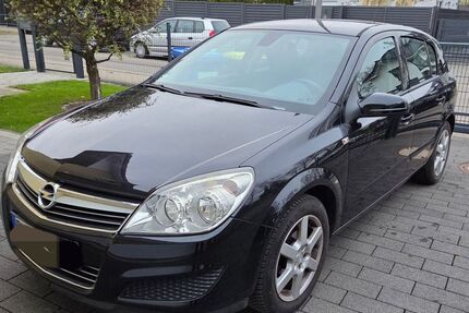 Opel Astra 142.284 km 2.950 € Berlin 12355