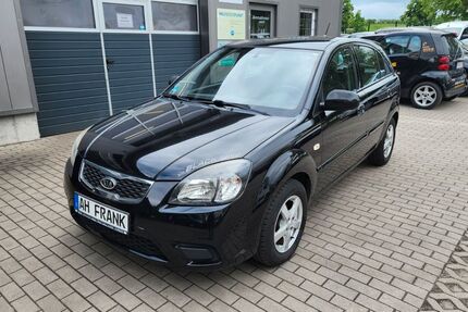 Kia Rio 158.673 km 3.490 &euro; Teltow 14513