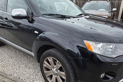 Mitsubishi Outlander 258.200 km 3.900 € Nürnberg 90439