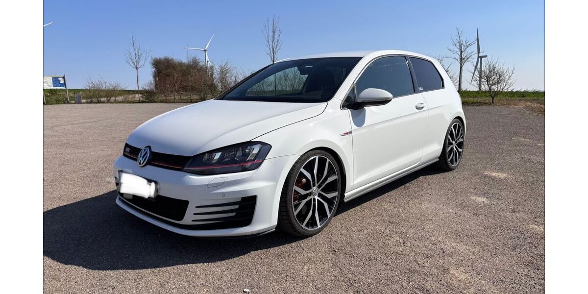 VW Golf 125.000 km 14.900 &euro; Mettlach 66693