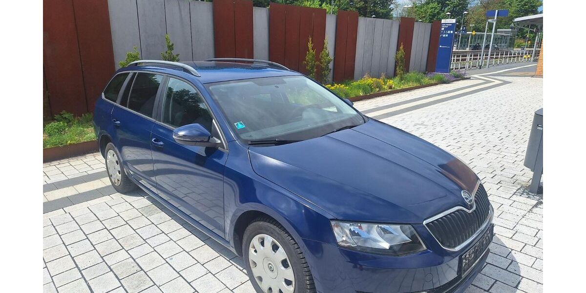 Skoda Octavia 160.000 km 4.999 &euro; zella-mehlis 98544