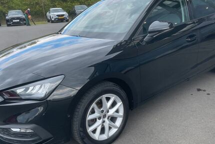 Seat Leon 23.945 km 19.980 &euro; Bitburg 54634