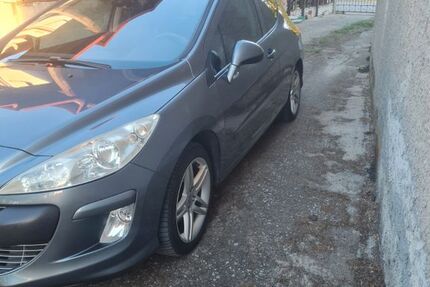 Peugeot 308 120.000 km 3.500 &euro; Offenbach 63075