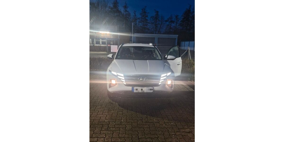 Hyundai TUCSON 75.000 km 20.800 &euro; Braunschweig 38118