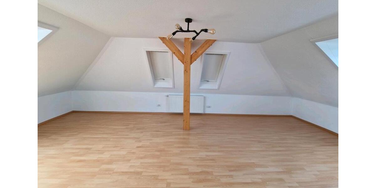 Dachgeschoßwohnung Ganderkesee - 3.5 Zimmer, 63 m&sup2;, 800&euro; | Angebot:25968344