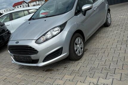 Ford Fiesta 87.581 km 6.899 € Wetter 35083
