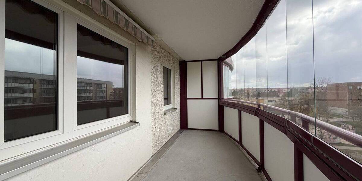 Etagenwohnung Sömmerda - 3 Zimmer, 71 m&sup2;, 48.000&euro; | Angebot:26274332