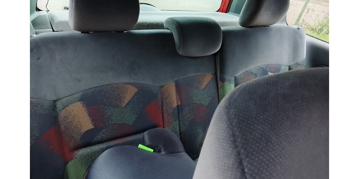 Renault clio 86.000 km 2.750 &euro; Wesel 46483