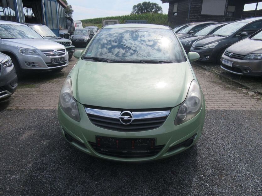 Opel Corsa 68.850 km 5.499 € Eimen 37632