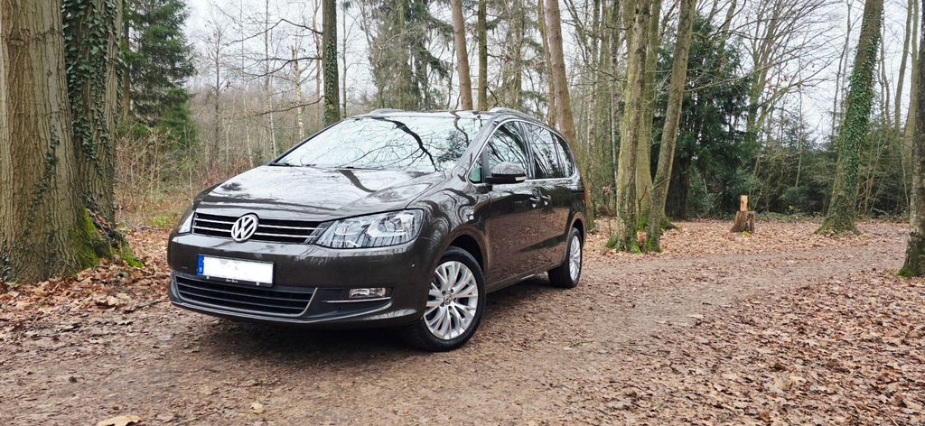 VW Sharan 208.000 km 15.000 &euro; Bad Lippspringe 33175