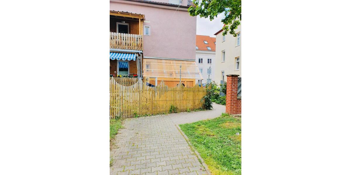 Mehrfamilienhaus, Wohnhaus Stuttgart Bad Cannstatt - 9 Zimmer, 173 m&sup2;, 950.000&euro; | Angebot:25398127