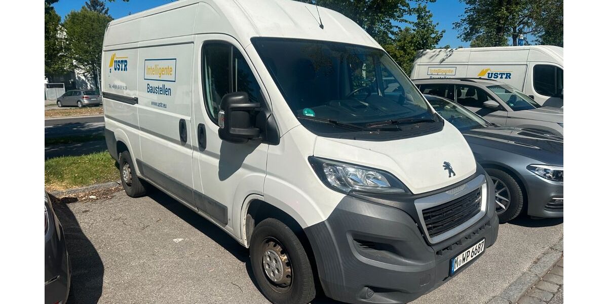 Peugeot Boxer 125.000 km 8.900 &euro; MÜNCHEN 80935