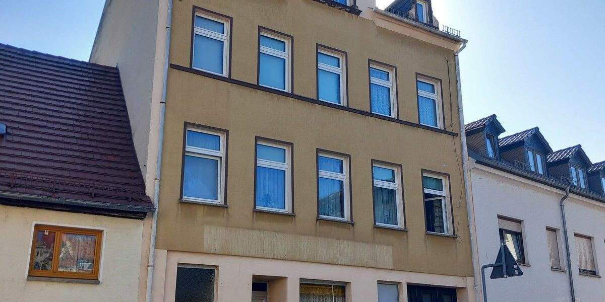 Mehrfamilienhaus, Wohnhaus Crimmitschau - 9 Zimmer, 185 m&sup2;, 69.000&euro; | Angebot:25385481