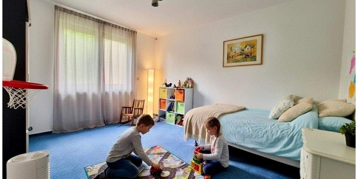 Doppelhaushälfte Holzgerlingen - 8 Zimmer, 241 m&sup2;, 998.000&euro; | Angebot:24448633