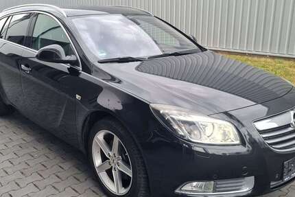 Opel Insignia 228.000 km 4.999 € Paderborn 33106