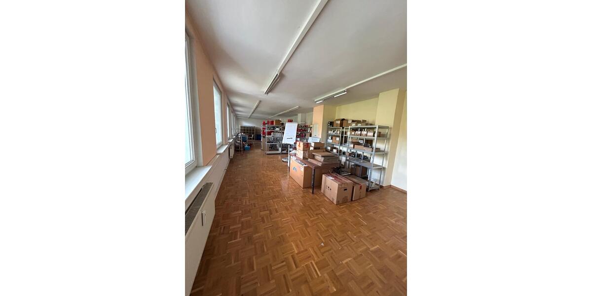 Gewerbeobjekt Metzingen - 2.600&euro; | Angebot:26268572