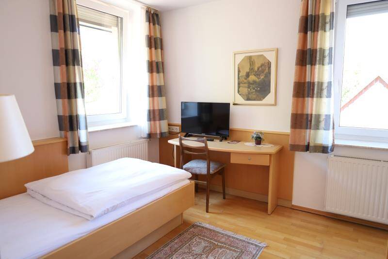 Mehrfamilienhaus, Wohnhaus Meßstetten Oberdigisheim - 2 Zimmer, 833 m&sup2;, 650.000&euro; | Angebot:25742371