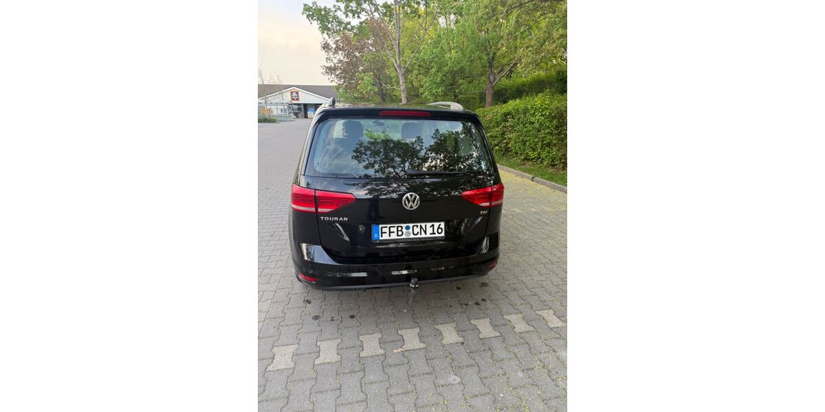 VW Touran 129.650 km 10.650 &euro; Gröbenzell 82194